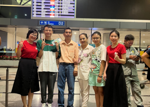 Tiễn DHS lên đường Du học cùng Phuong Nam Education