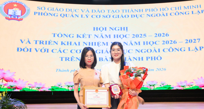 Phuong Nam Education vinh dự nhận giấy khen từ Sở GD&ĐT TP.HCM tại hội nghị tổng kết năm học 2025 - 2026
