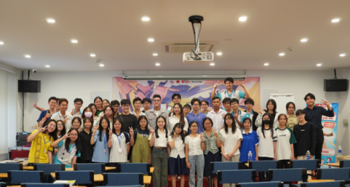 Phuong Nam Education - Nhà tài trợ Vàng Workshop Enlighten thuộc dự án phi lợi nhuận The ENTEN Project do học sinh các trường THPT trên địa bàn TP.HCM phối hợp tổ chức